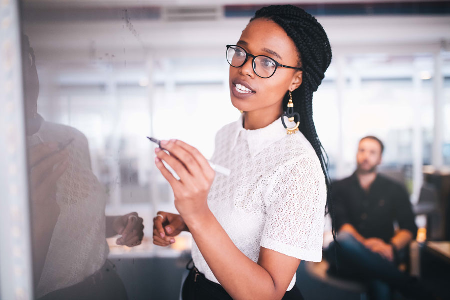 woman-brainstorming Woman brainstorming